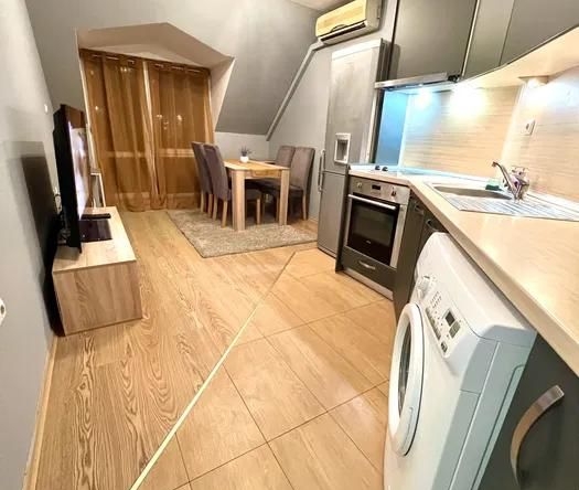 Дава се под наем Тристаен апартамент в Варна, Генералите - 70 кв.м за 475 € - Снимка #1