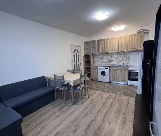 Дава се под наем Двустаен апартамент в Варна, Аспарухово - 50 кв.м за 500 € - Снимка #1