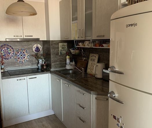 Дава се под наем Двустаен апартамент в Варна, Бриз - 60 кв.м за 550 € - Снимка #1