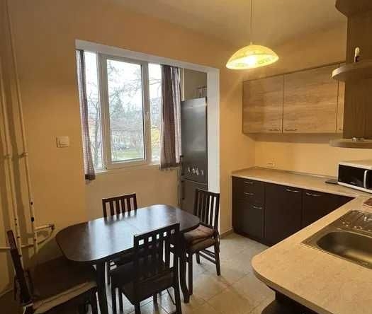 Дава се под наем Двустаен апартамент в София, Дружба 1 - 60 кв.м за 350 € - Снимка #1