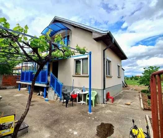 Къща в с. Граф Игнатиево, Област Пловдив - 110 кв.м за 2046 €/кв.м - Снимка #1