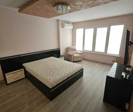 Дава се под наем Едностаен апартамент в София, Надежда 4 - 60 кв.м за 350 € - Снимка #1