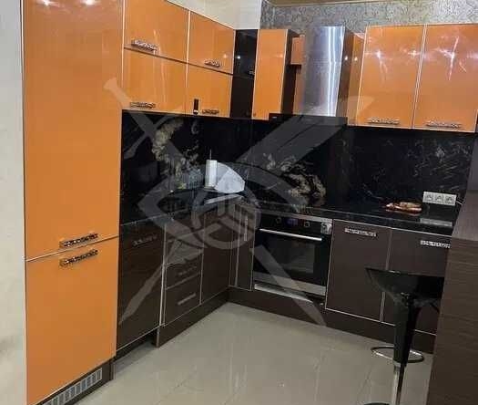 Дава се под наем Тристаен апартамент в Варна, Автогара - 115 кв.м за 700 € - Снимка #1