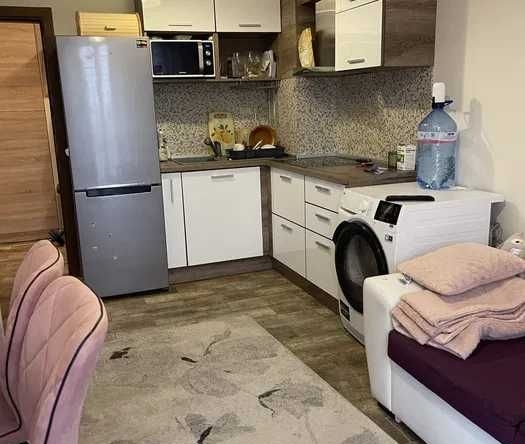 Дава се под наем Тристаен апартамент в к.к. Слънчев бряг - 90 кв.м за 178.5 € - Снимка #1