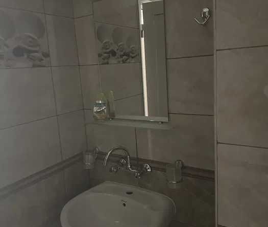 Дава се под наем Двустаен апартамент в к.к. Слънчев бряг - 40 кв.м за 250 € - Снимка #1