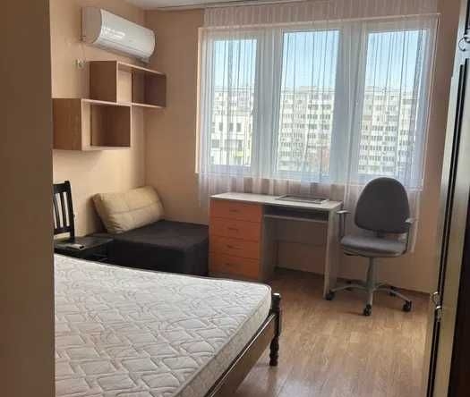 Дава се под наем Двустаен апартамент в Бургас, Славейков - 62 кв.м за 250 € - Снимка #1