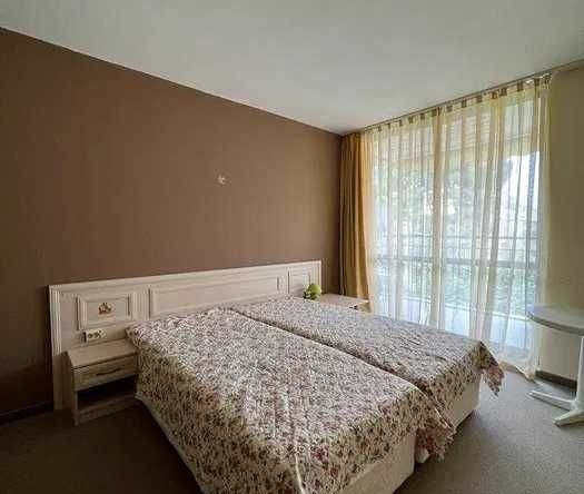 Двустаен апартамент в к.к. Слънчев бряг - 62 кв.м за 485 €/кв.м - Снимка #1