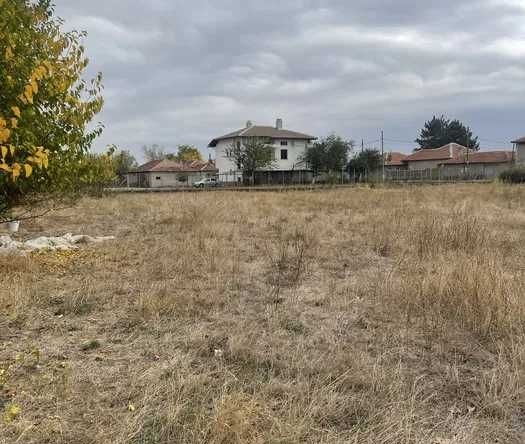 Парцел в с. Караджалово, Област Пловдив - 810 кв.м за 7 €/кв.м - Снимка #1