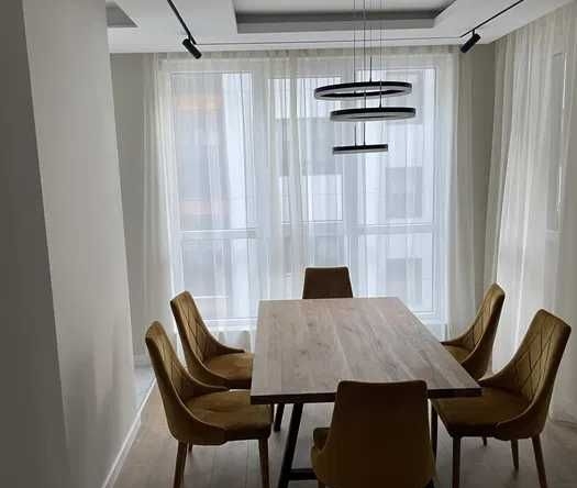 Дава се под наем Тристаен апартамент в София, Бъкстон - 129 кв.м за 1000 € - Снимка #1