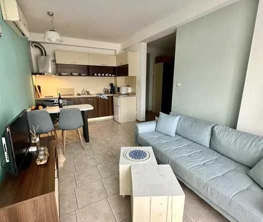 Дава се под наем Двустаен апартамент в с. Лозенец, Област Бургас - 65 кв.м за 331.5 € - Снимка #1