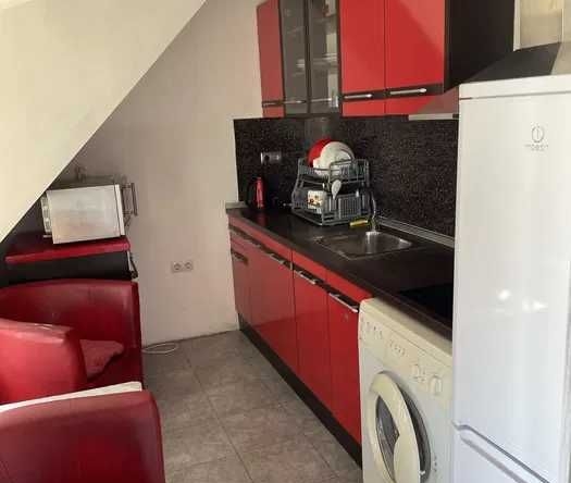 Дава се под наем Двустаен апартамент в Бургас, Възраждане - 95 кв.м за 510 € - Снимка #1