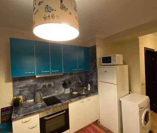 Дава се под наем Двустаен апартамент в Бургас, Лазур - 65 кв.м за 102 € - Снимка #1