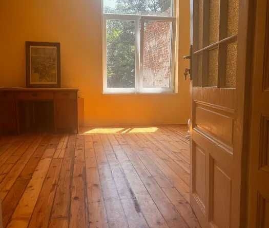 Тристаен апартамент в София, Център - 105 кв.м за 2381 €/кв.м - Снимка #1