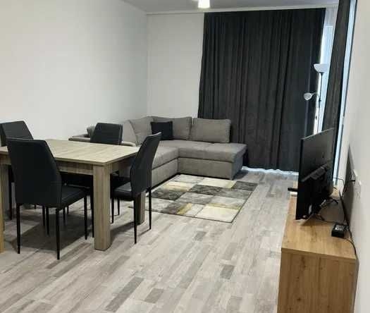 Дава се под наем Двустаен апартамент в Бургас, Изгрев - 64 кв.м за 255 € - Снимка #1