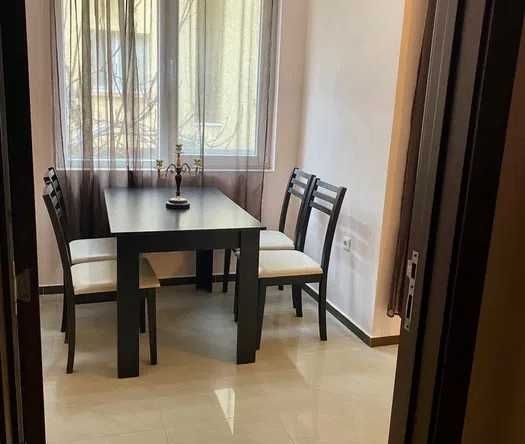 Дава се под наем Двустаен апартамент в Поморие - 56 кв.м за 275 € - Снимка #1