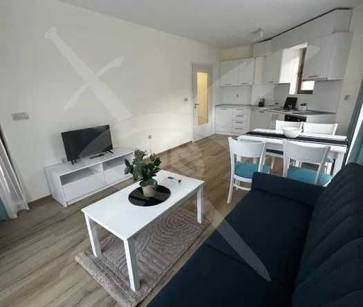 Дава се под наем Тристаен апартамент в Варна, Аспарухово - 91 кв.м за 800 € - Снимка #1