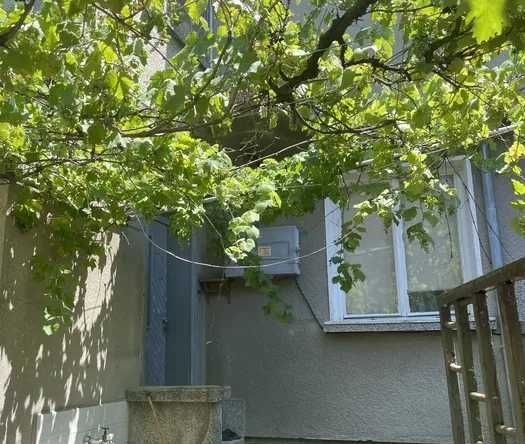 Етаж от къща в Карлово - 104 кв.м за 476 €/кв.м - Снимка #1