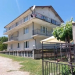 Дава се под наем Къща в Обзор - 400 кв.м за 340000 € - Снимка #1