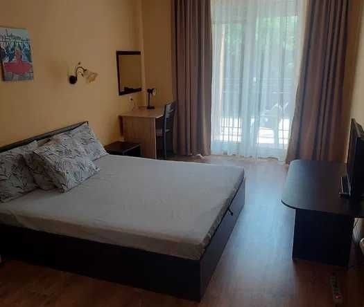 Дава се под наем Двустаен апартамент в Свети Влас - 70 кв.м за 280 € - Снимка #1