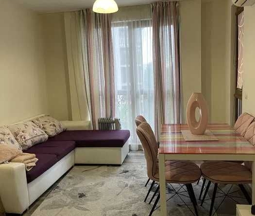 Дава се под наем Тристаен апартамент в к.к. Слънчев бряг - 90 кв.м за 700 € - Снимка #1