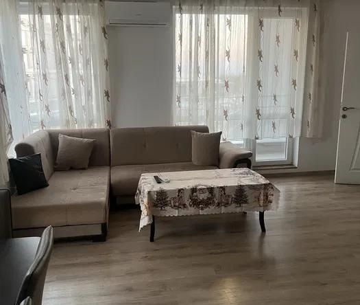 Дава се под наем Двустаен апартамент в Пловдив, Коматево - 64 кв.м за 325 € - Снимка #1