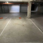 Гараж / Паркомясто в Пловдив, Гагарин - 13 кв.м за 589 €/кв.м - Снимка #1