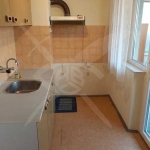 Дава се под наем Тристаен апартамент в Варна, Окръжна болница - 96 кв.м за 300 € - Снимка #1