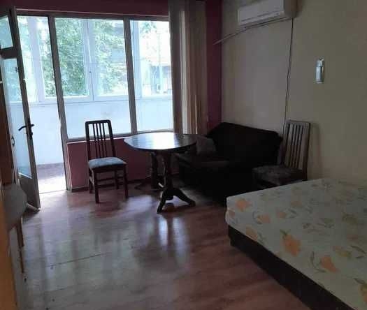 Едностаен апартамент в Пловдив, Център - 47 кв.м за 803 €/кв.м - Снимка #1
