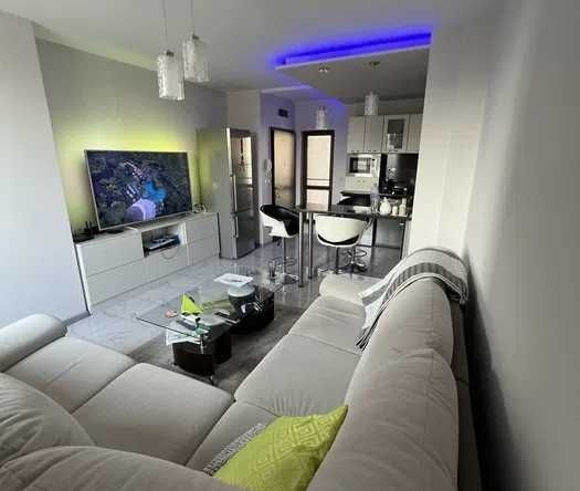 Двустаен апартамент в Пловдив, Каменица 2 - 64 кв.м за 2657 €/кв.м - Снимка #1