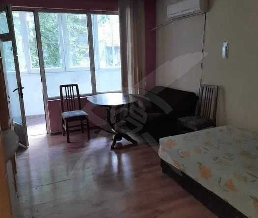 Едностаен апартамент в Пловдив, Център - 47 кв.м за 1575 €/кв.м - Снимка #1