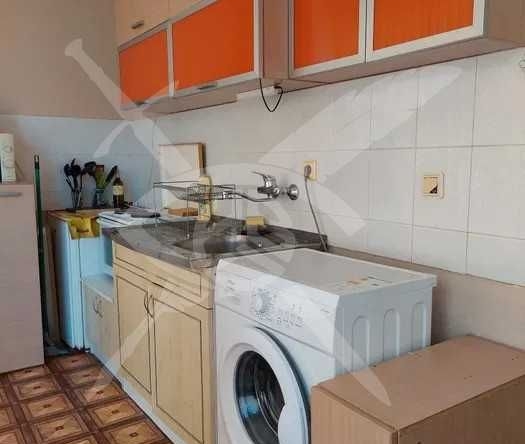 Дава се под наем Тристаен апартамент в Варна, Конфуто - 74 кв.м за 450 € - Снимка #1