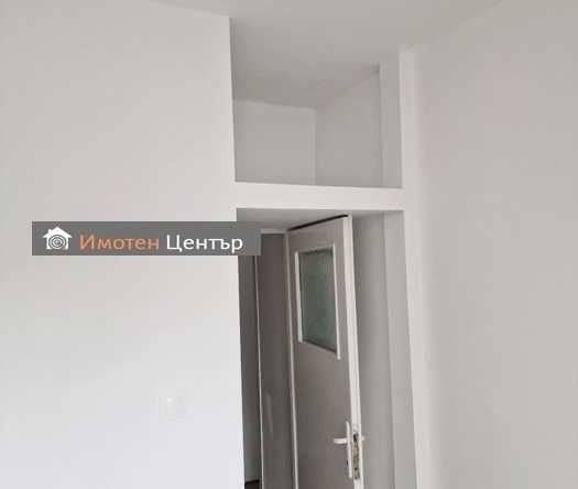 Тристаен апартамент в София, Толстой - 60 кв.м за 2300 €/кв.м - Снимка #1