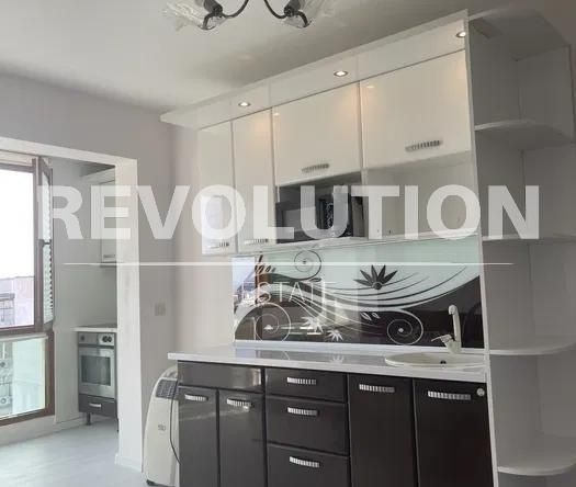 Дава се под наем Двустаен апартамент в Варна, Възраждане 1 - 60 кв.м за 400 € - Снимка #1