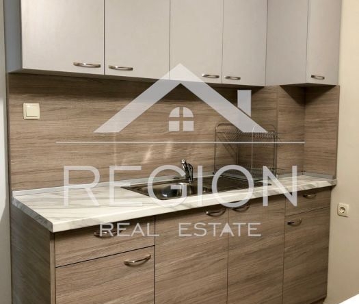 Дава се под наем Двустаен апартамент в Варна, Център - 55 кв.м за 433.5 € - Снимка #1