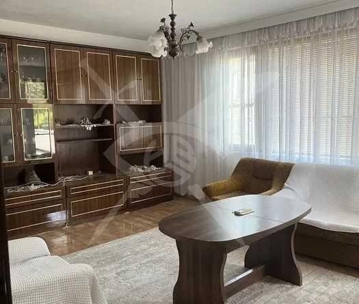 Тристаен апартамент в Асеновград - 160 кв.м за 1313 €/кв.м - Снимка #1