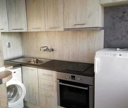 Дава се под наем Едностаен апартамент в Бургас, Сарафово - 40 кв.м за 255 € - Снимка #1