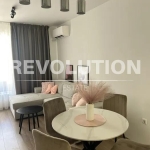 Дава се под наем Двустаен апартамент в Варна, Младост 1 - 65 кв.м за 600 € - Снимка #1