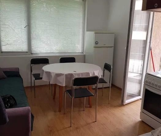 Дава се под наем Двустаен апартамент в Варна, Левски - 54 кв.м за 375 € - Снимка #1