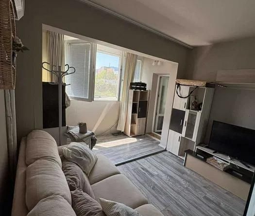 Дава се под наем Едностаен апартамент в София, Младост 4 - 46 кв.м за 561 € - Снимка #1