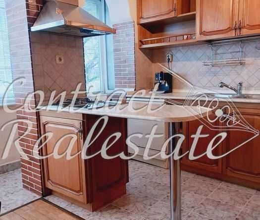 Дава се под наем Тристаен апартамент в Варна, Спортна зала - 85 кв.м за 647.7 € - Снимка #1