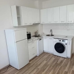 Дава се под наем Едностаен апартамент в к.к. Св.Св. Константин и Елена - 40 кв.м за 332 € - Снимка #1