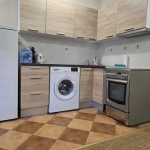 Дава се под наем Тристаен апартамент в Пловдив, Център - 90 кв.м за 700 € - Снимка #1