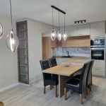 Дава се под наем Тристаен апартамент в Пловдив, Кършияка - 110 кв.м за 800 € - Снимка #1