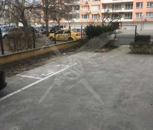 Гараж / Паркомясто в Пловдив, Коматевски възел - 15 кв.м за 567 €/кв.м - Снимка #1