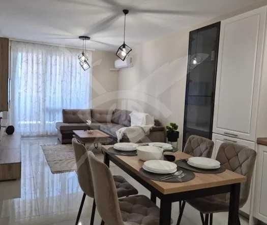 Дава се под наем Двустаен апартамент в Пловдив, Гагарин - 67 кв.м за 510 € - Снимка #1