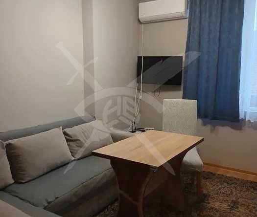 Дава се под наем Двустаен апартамент в Асеновград - 60 кв.м за 306 € - Снимка #1