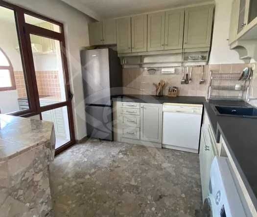 Дава се под наем Тристаен апартамент в Пловдив, Христо Смирненски - 120 кв.м за 714 € - Снимка #1