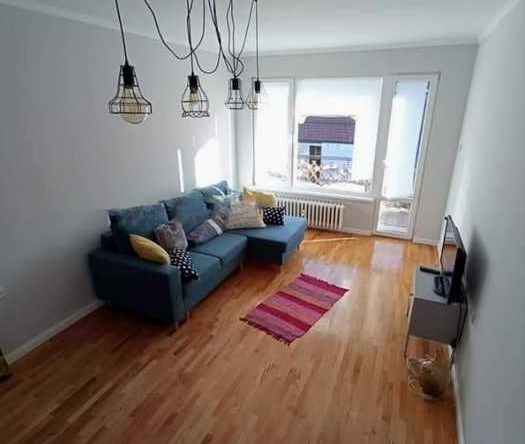 Дава се под наем Тристаен апартамент в София, Хладилника - 102 кв.м за 697.17 € - Снимка #1