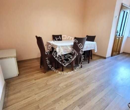 Тристаен апартамент в Варна, Център - 139 кв.м за 1652 €/кв.м - Снимка #1