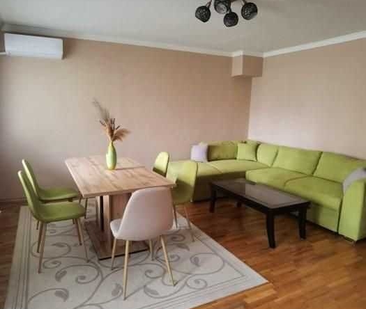 Тристаен апартамент в София, Гоце Делчев - 108 кв.м за 1556 €/кв.м - Снимка #1